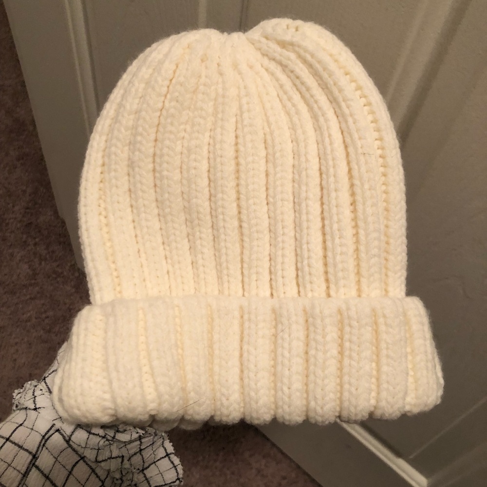L.A. Hearts Beanie